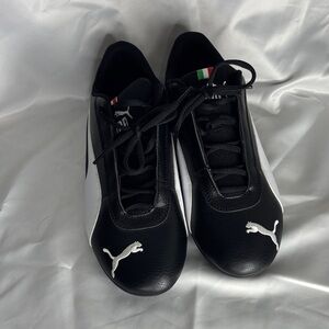 PUMA Men's SF R-cat Black White Ferrari Race driver Casual Sneaker Size 9